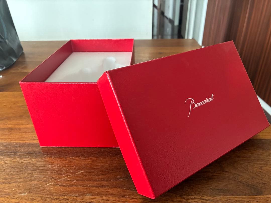 Baccarat クリスタルウサギフィギュア