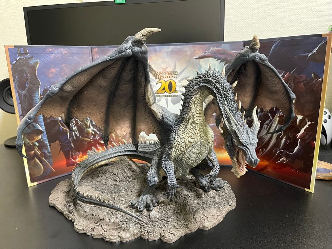 CAPCOMクリエイターズモデル ミラボレアスフィギュア