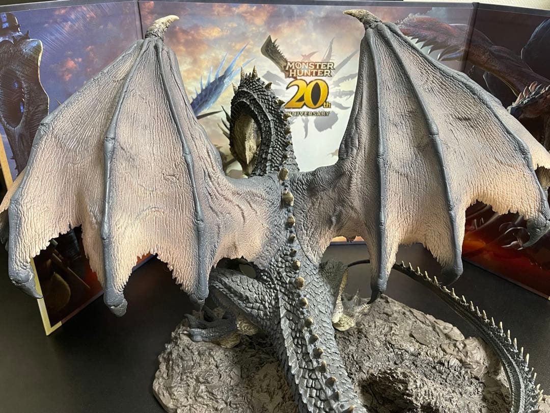 CAPCOMクリエイターズモデル ミラボレアスフィギュア