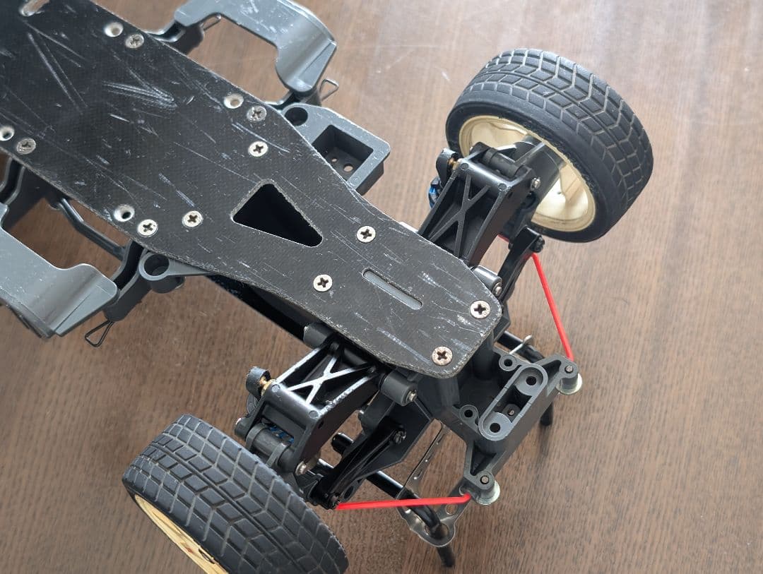 タミヤ　TA03F　シャーシ