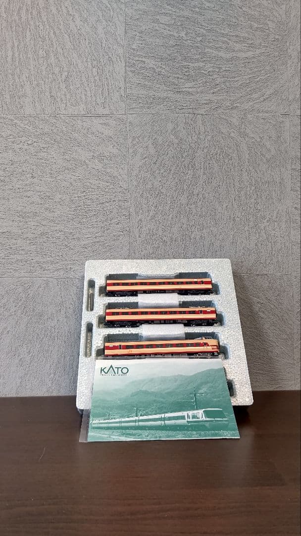 KATO 381系パノラマしなの 基本＋増結セット