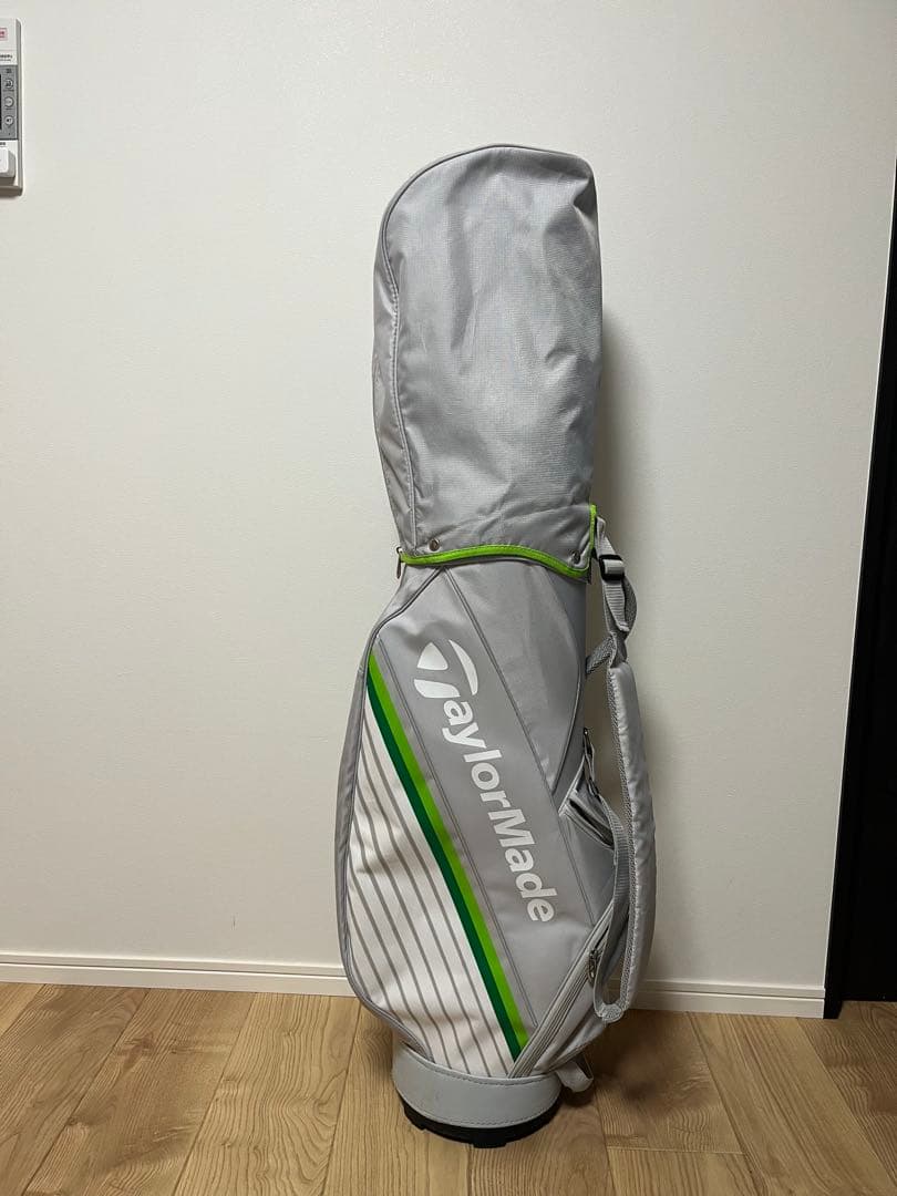 TaylorMade キャディバッグ（レディース）
