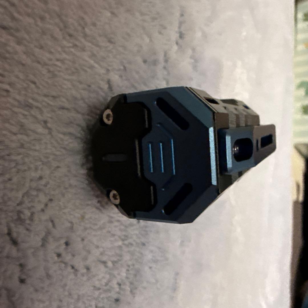 WUBEN LED懐中電灯