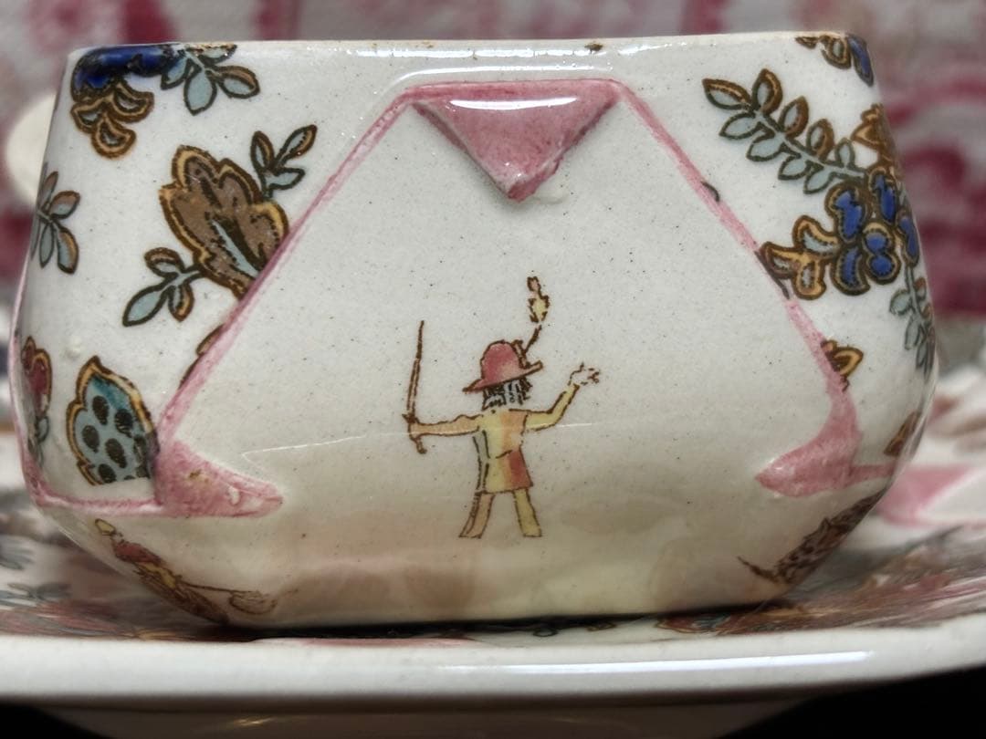 希少フランスアンティーク　サルグミンヌ　アンファンリシャールのカップ&ソーサー③