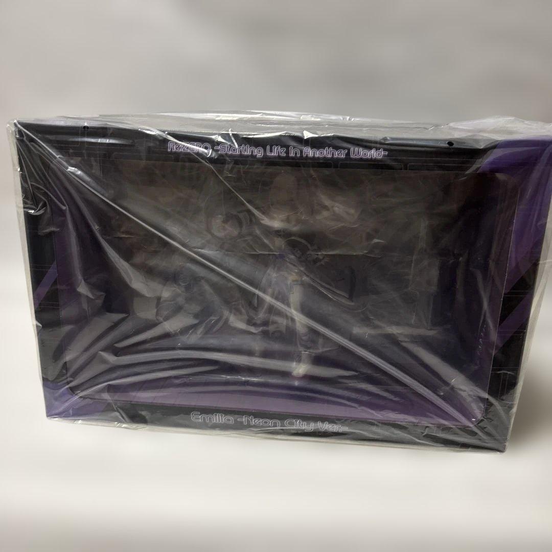 渋谷スクランブル　フィギュア　エミリア　ネオンシティ