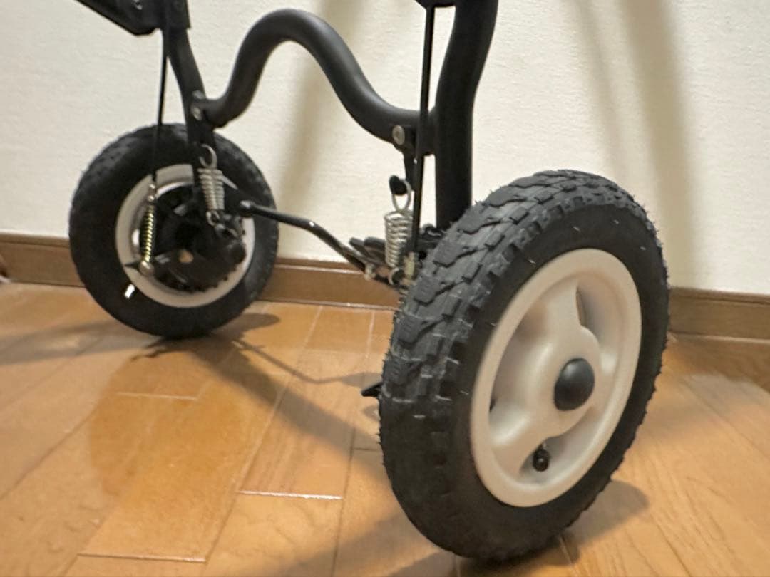 AIRBUGGY for PET DOME3 新型ブラックフレーム ホイール付き