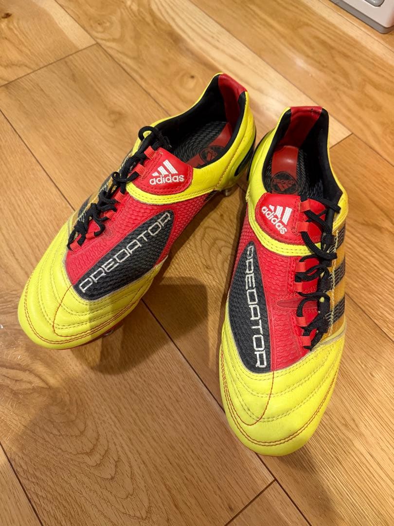 定価23100円　アディダス　プレデター　10代目　レア　天然芝