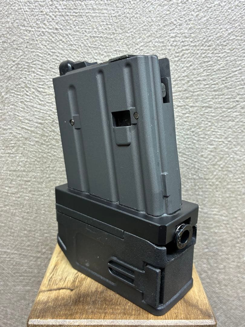 R7-23 東京マルイ GBB M4 マガジンアダプター 外部ソース仕様