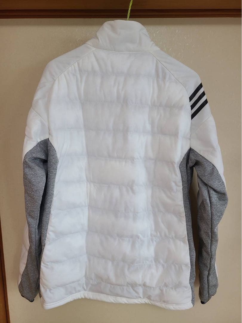 adidas ダウンジャケット ホワイト