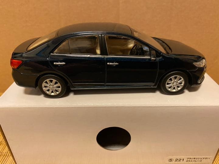 トヨタ プレミオ 非売品ミニカー