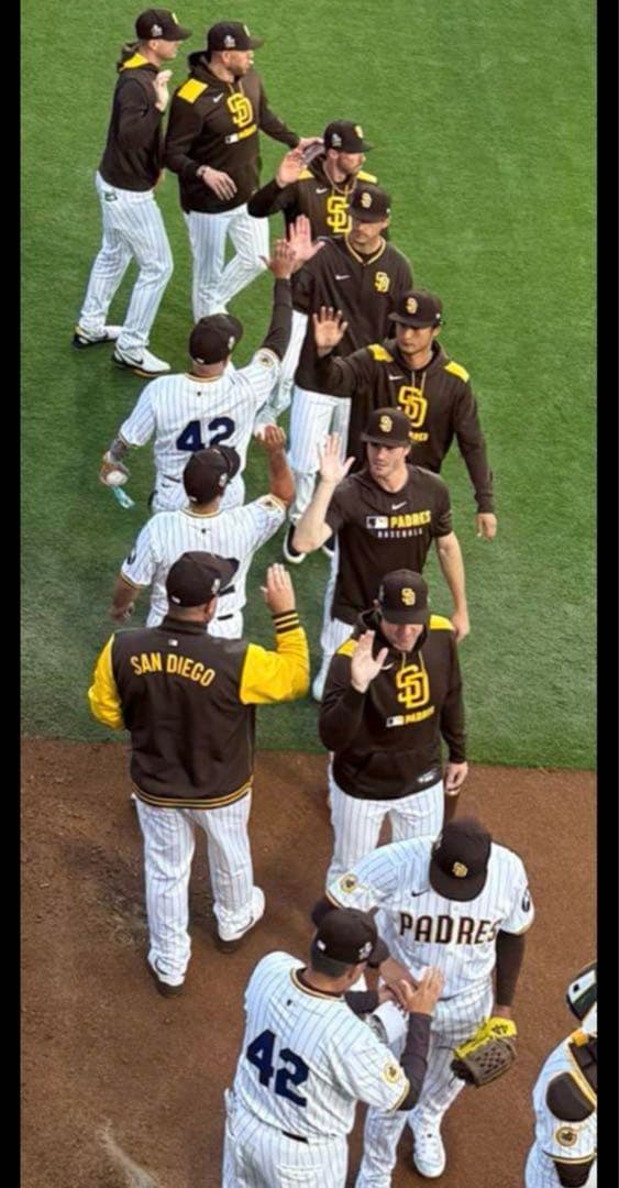 ダルビッシュ選手等着用サイズS パドレスオーセンティック パフォーマンスTシャツ