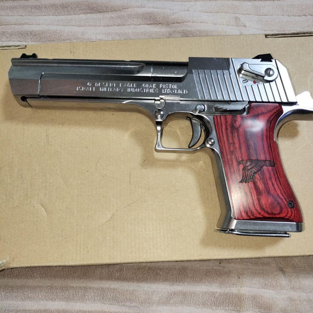 デザートイーグルライトニングホーク5インチカスタム ガスガン シルバー/ウッド