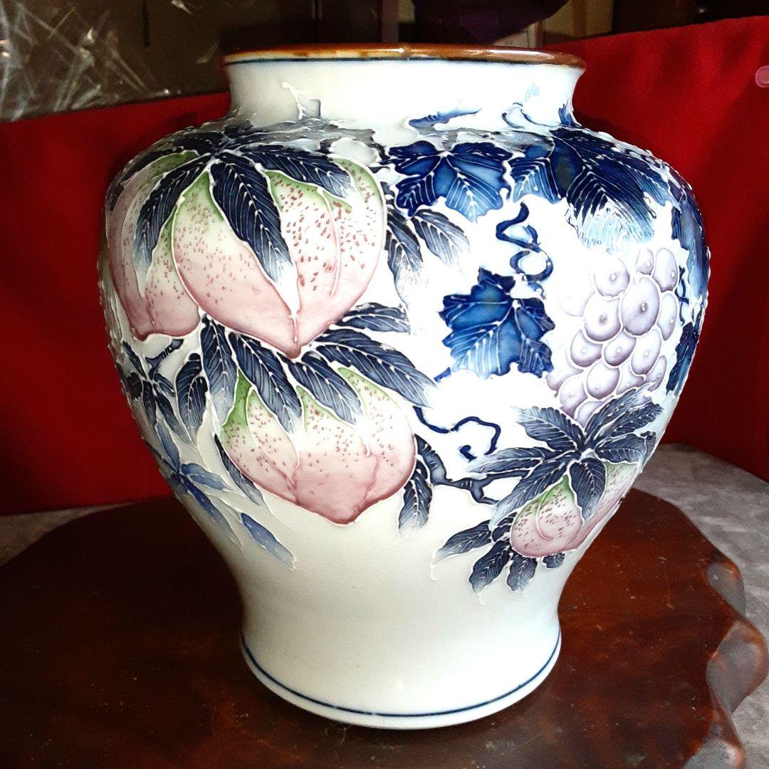 河本礫亭　青華白盛果実文　花瓶 S