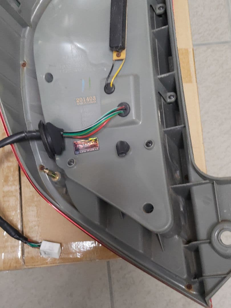 Khan　トヨタ/アクア Valenti LEDテールライト 　ジャンク品