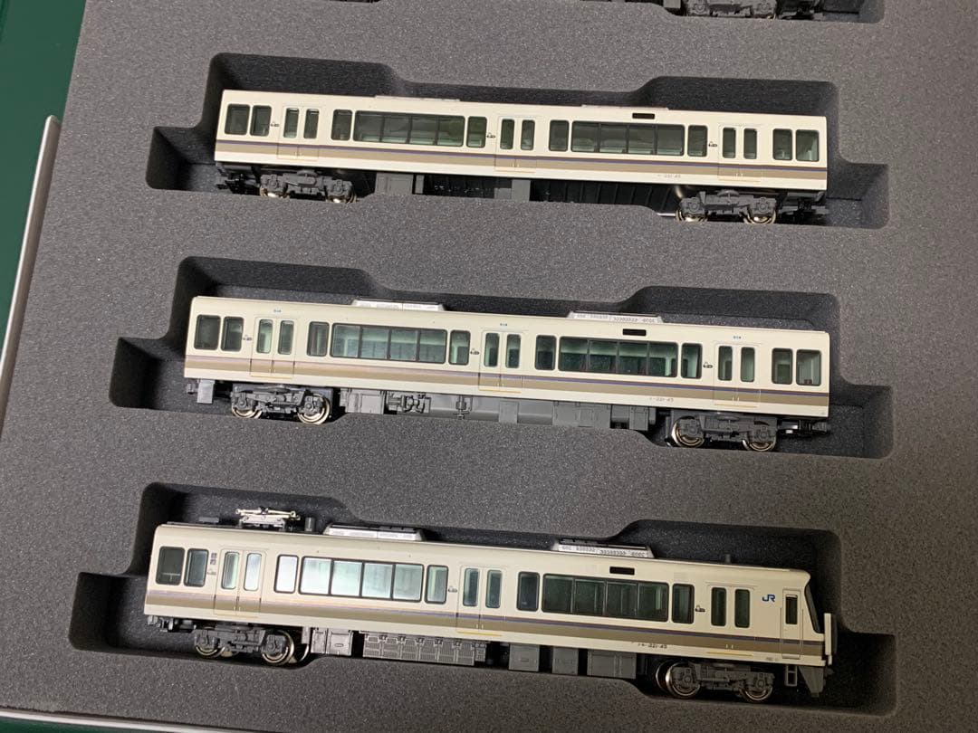 KATO 10-1579 221系リニューアル車 京都線・神戸線 6両セット
