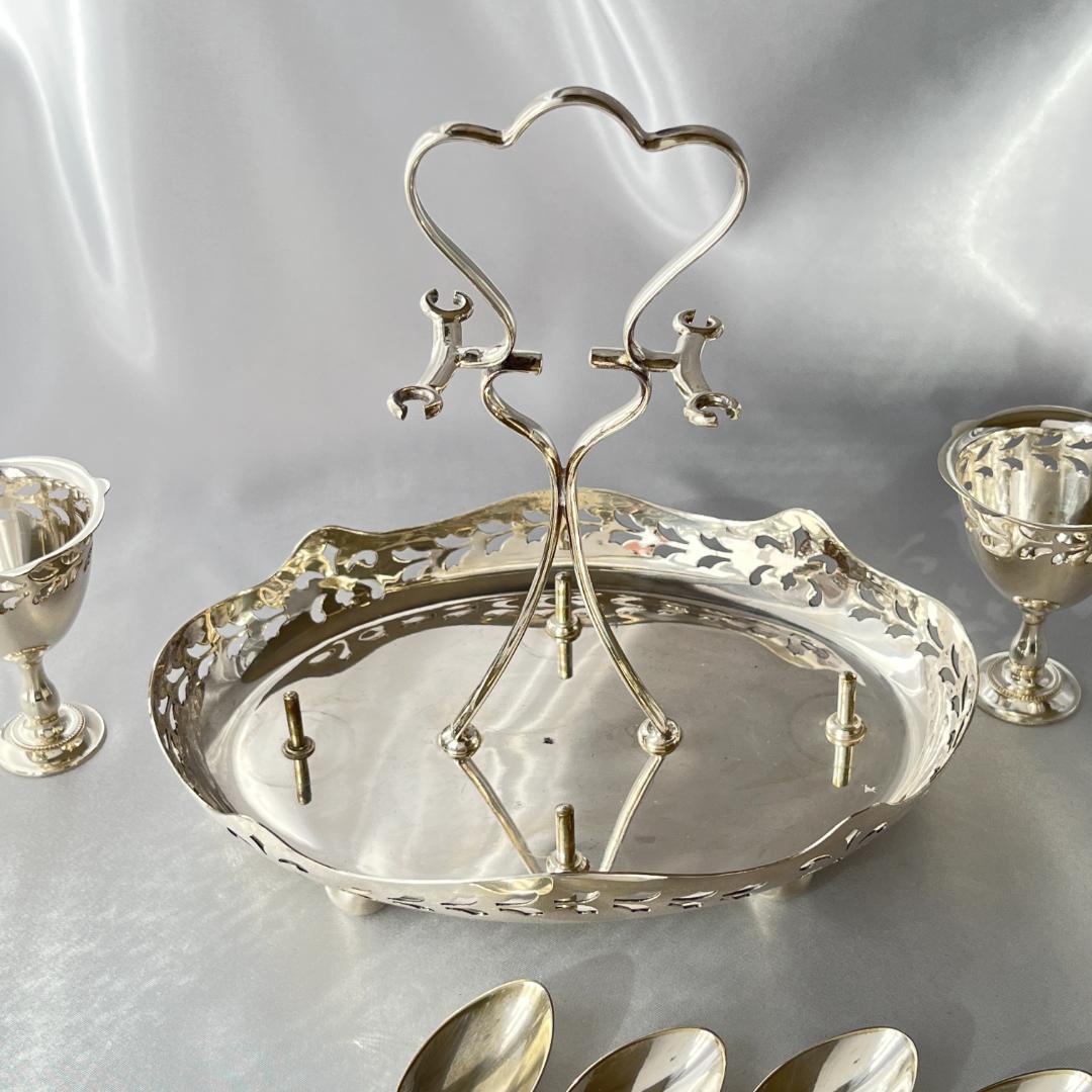 【John Harrison & Co】 透かしのエッグセット　エッグカップ