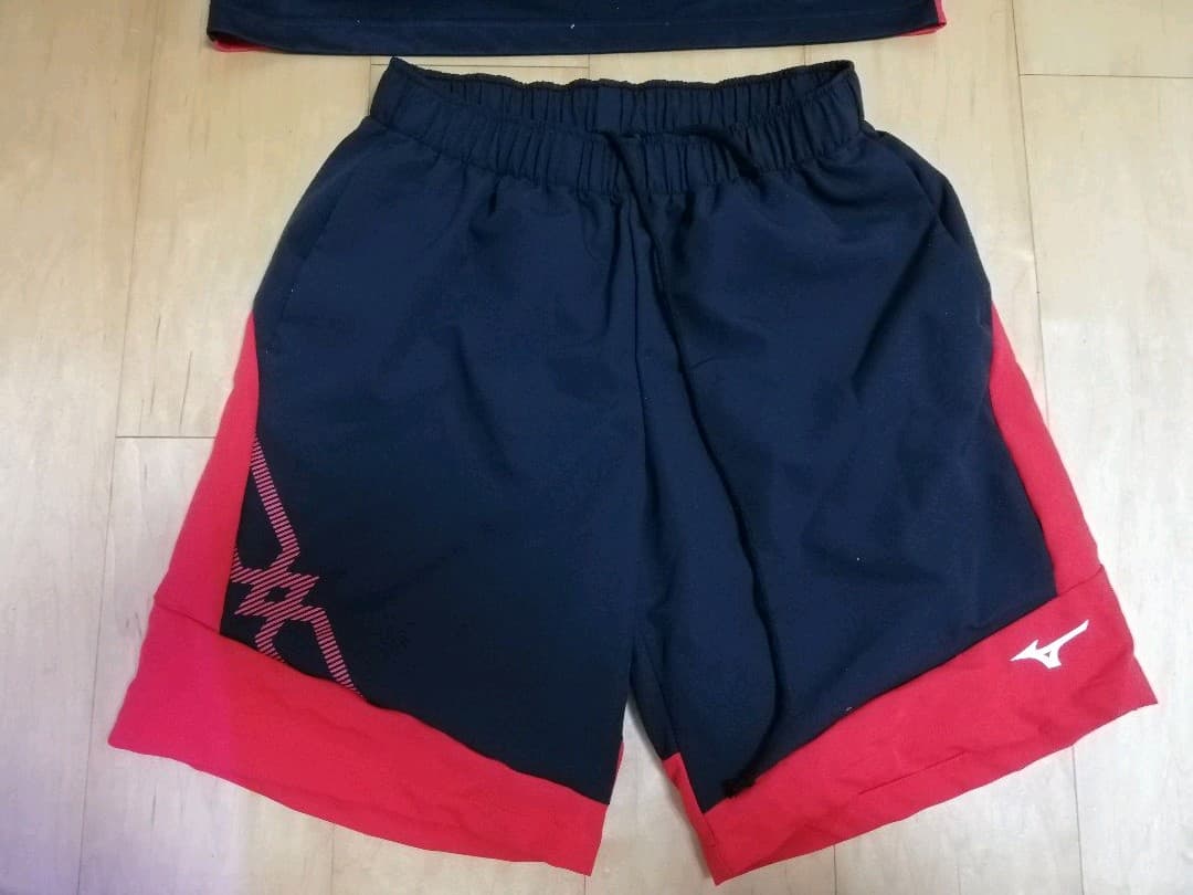 テニス　ユニフォームMサイズ