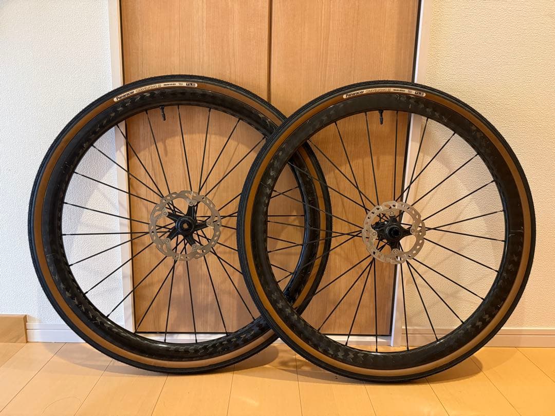 ディスクブレーキ　カーボンホイール　グラベル