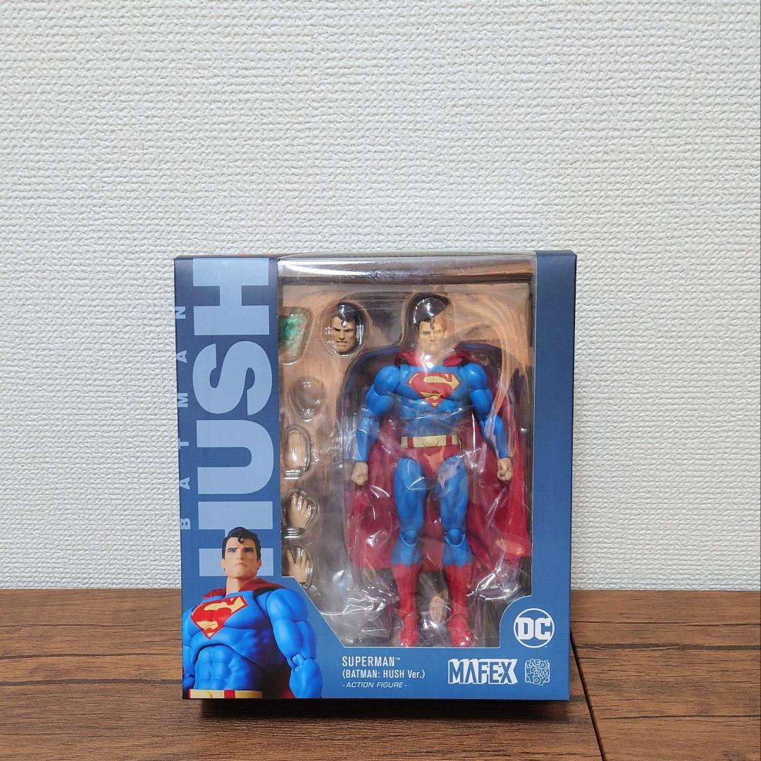 MAFEX スーパーマン（ Batman Hush ver.）
