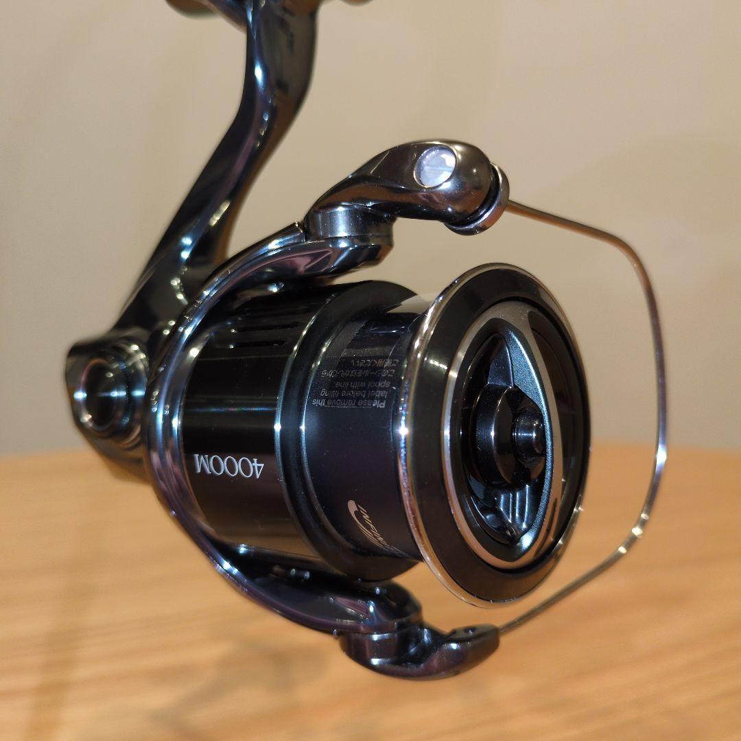 シマノ　22ステラ4000M (ゴメクサスパワーハンドル装着)