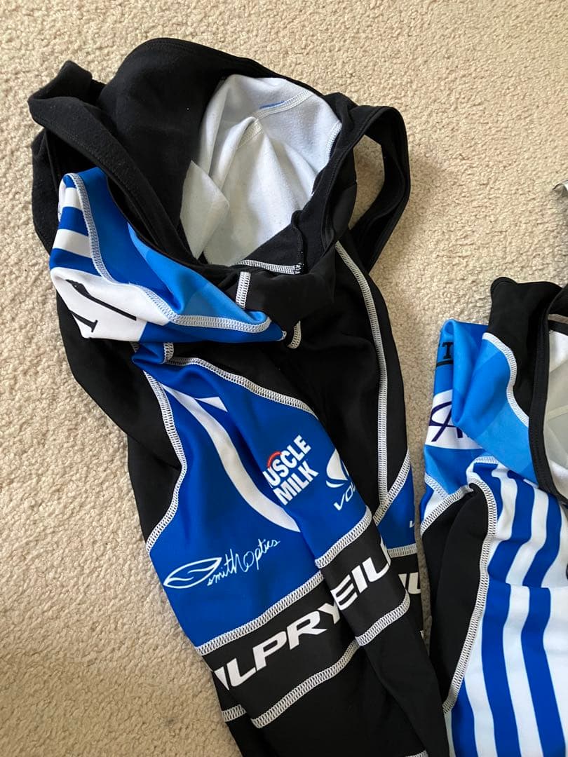 み*ん様 サイクリングジャージ　おそらく支給品　Mサイズ