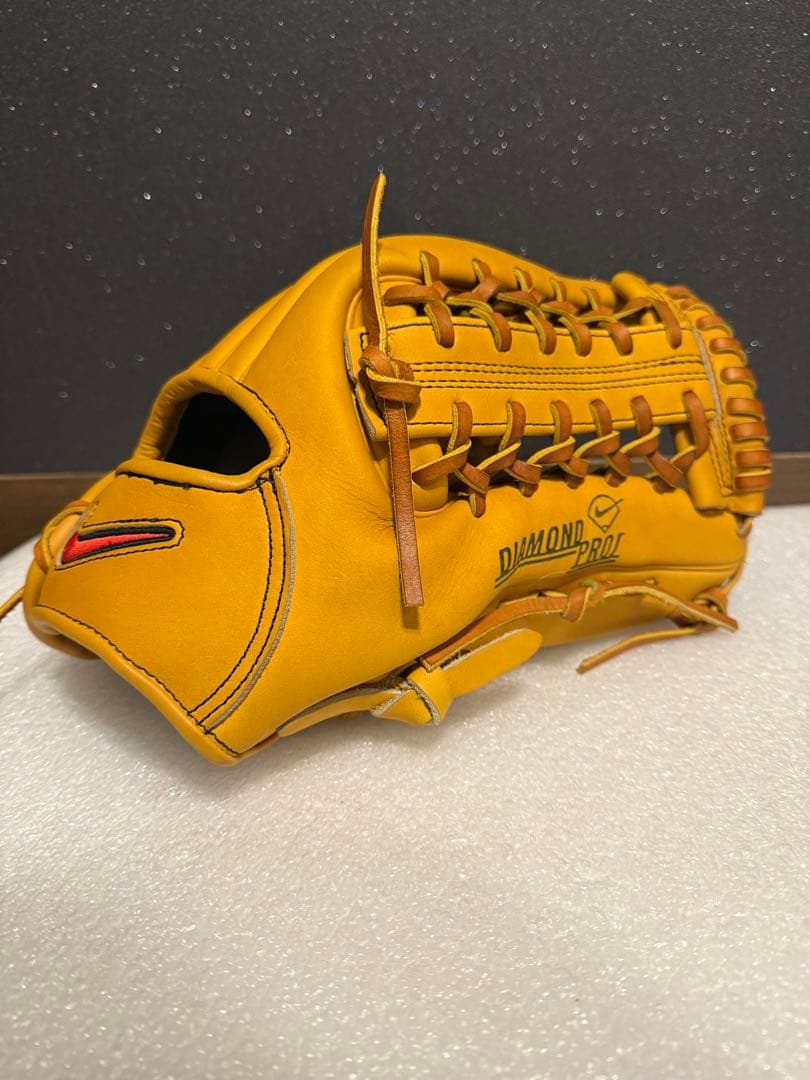 ★屋外未使用★ NIKE ナイキ 一般軟式 内野手用 良型 小指2本対応 革質◎