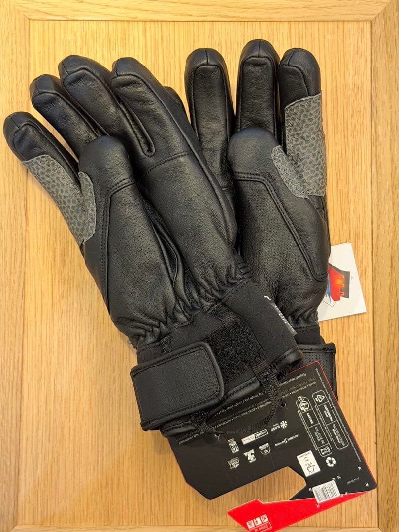 期間限定値下げ⭐️新品タグ付 REUSCH WORLD PRO 2026 ロイシュ