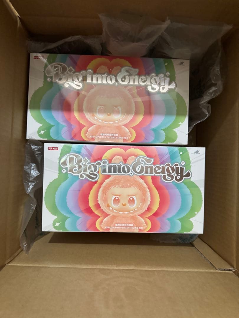 正規品未開封　Labubu Big into Energy アソートボックス２箱