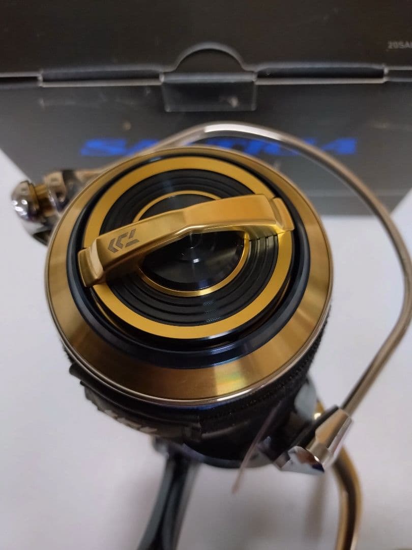 超美品 DAIWA SALTIGA 18000-H リール ソルティガ