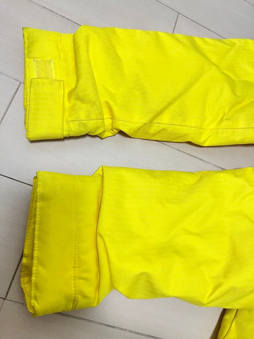 BURTONバートン　スキースノーボードウェア上下セット　130 ジュニア子供用