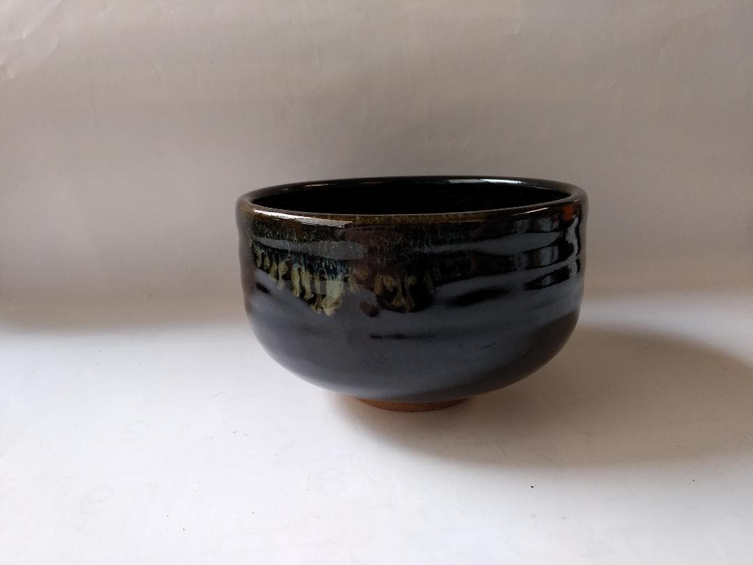 有田焼 桂山窯 田中桂山 茶碗 共箱 栞 茶器 抹茶碗 美品 です。