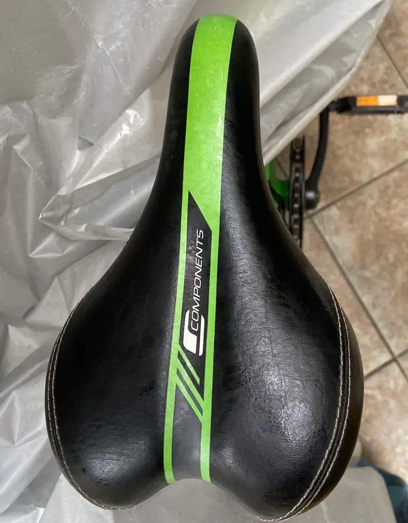 Carrera ジュニア自転車 緑色