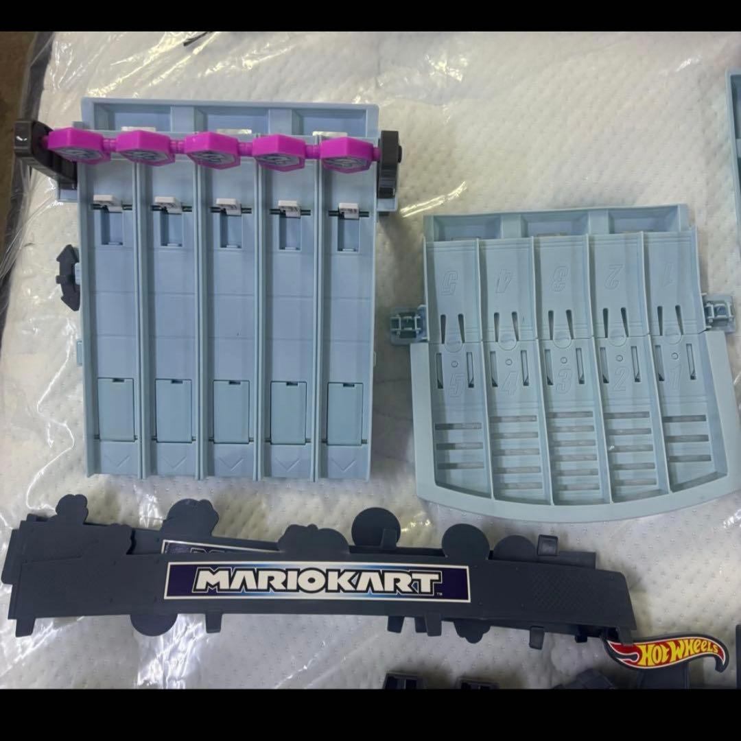 ホットウィール マリオカート レインボーロード コース一式 キャラ複数付