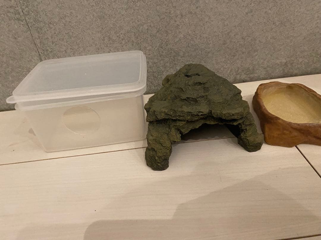 SANKO Pantheon White レオパードゲッコウ　暖突付き水槽