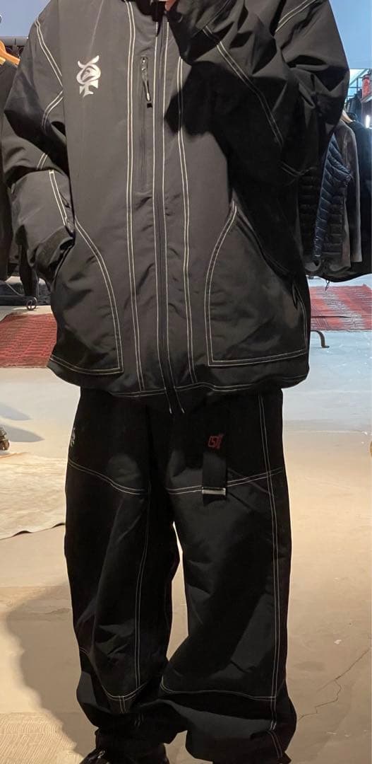 クイックシルバーマーキュリーロゴスキージャケット＆ナイロンパンツ