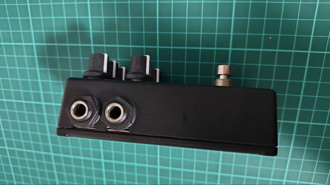 AMT B1 ギターエフェクター