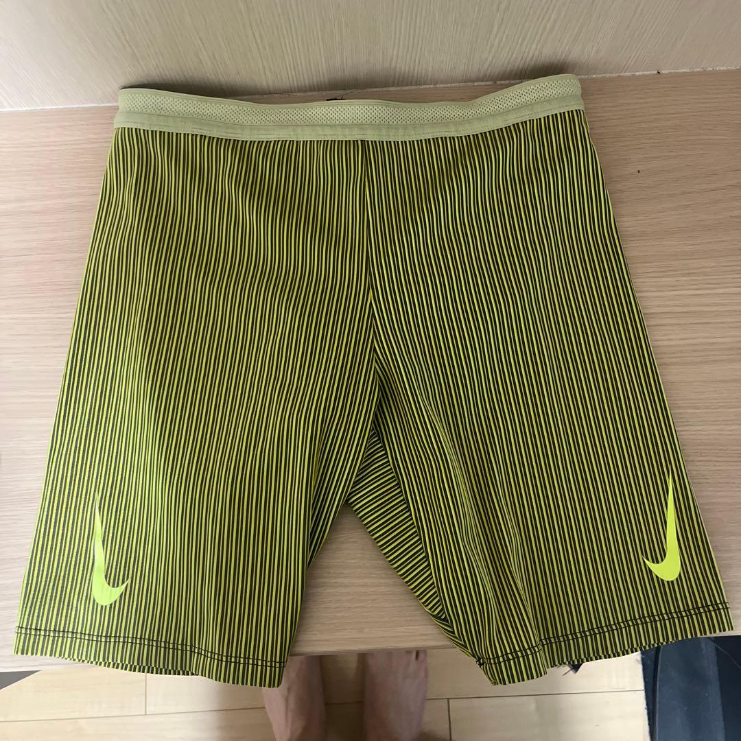 NIKE エアロスイフト　ハーフタイツ　サイズM