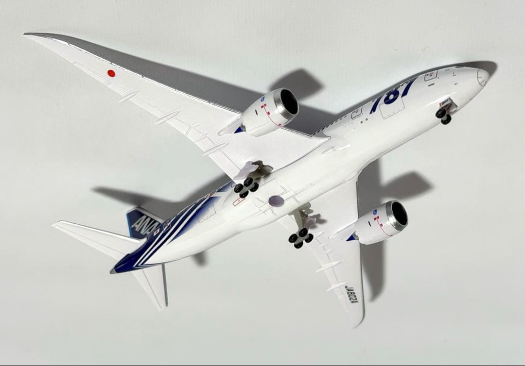 全日空商事 1/400 B787-8 特別塗装機 NH40117