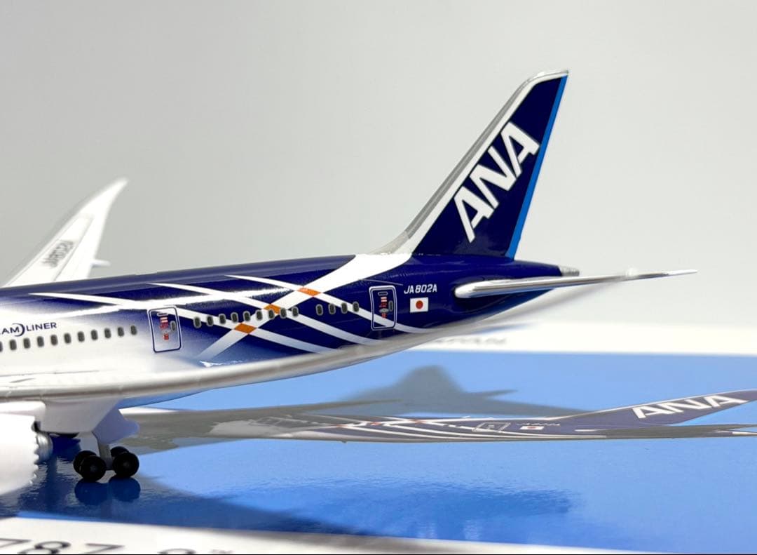 全日空商事 1/400 B787-8 特別塗装機 NH40117