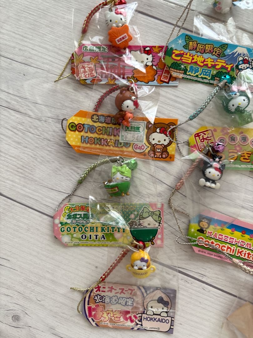 ご当地ハローキティストラップセット