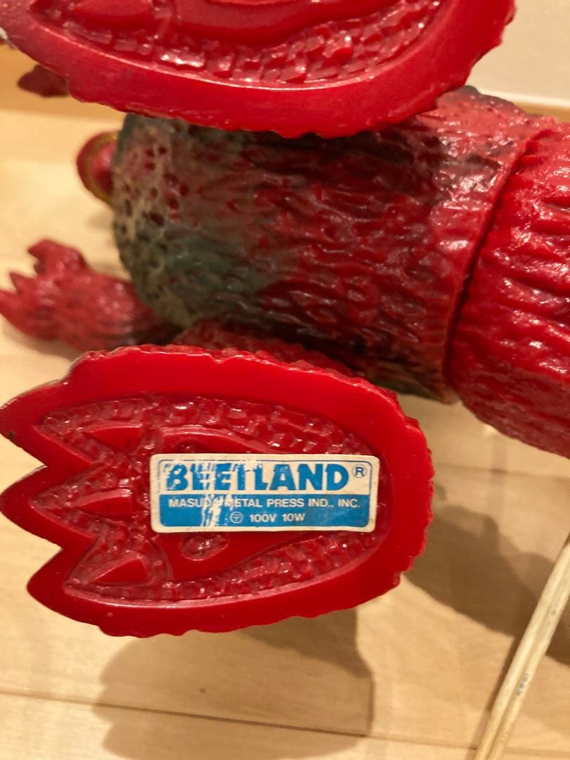 グレートザウルス　フィギュア　ライト点灯します。