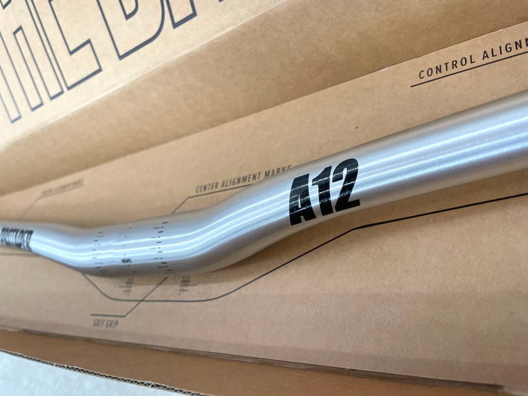 PROTAPER ハンドルバー　A12 シルバー