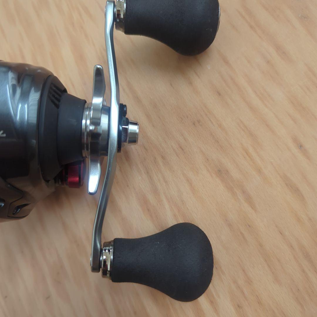 SHIMANO 24Scorpion MD 300XGLH ベイトリール