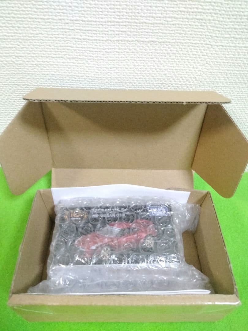 トミカプレミアム　10周年キャンペーン　日産　GT-R　GTR　LINEで応募