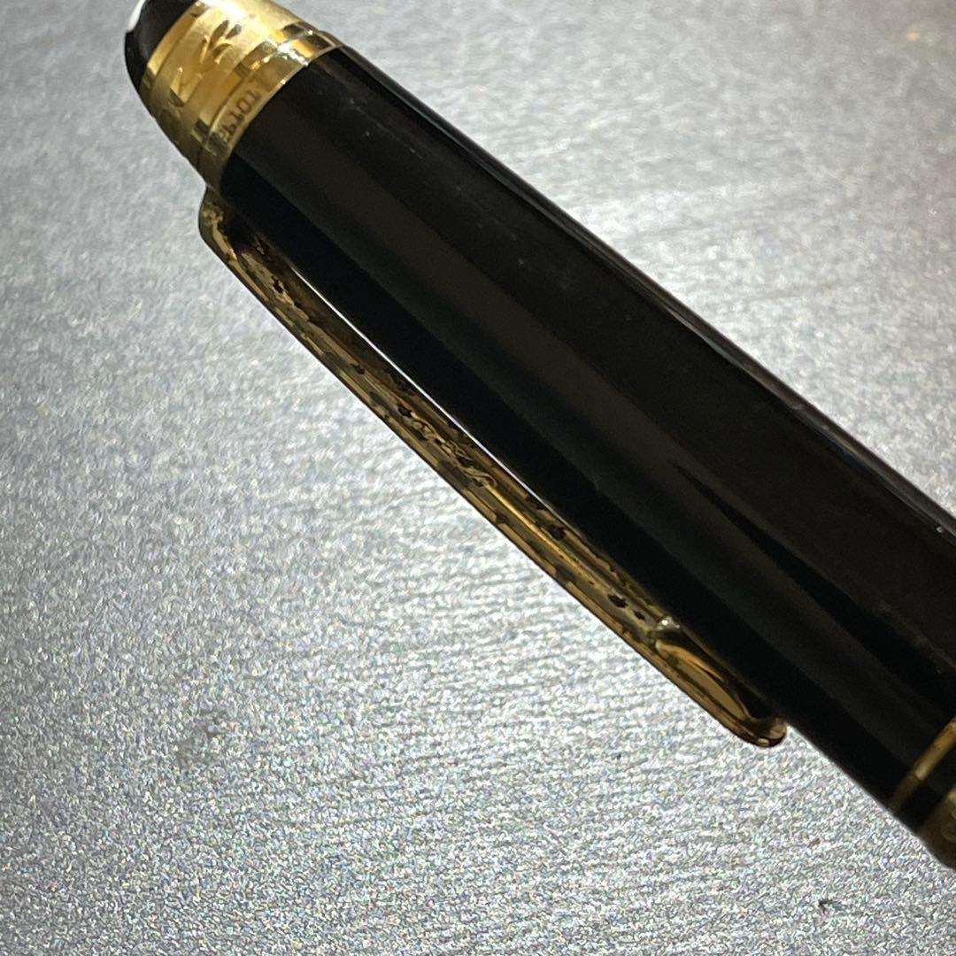 モンブランMontblanc シグネチャーフォーグッド　万年筆 サファイア付き