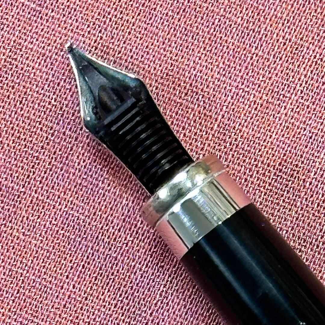 カルティエ万年筆　トリニティ・ドゥ・カルティエ