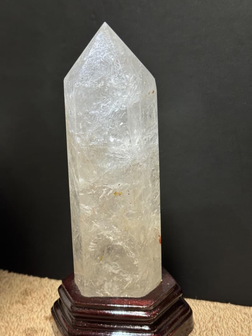 水晶ポイント（台座付）