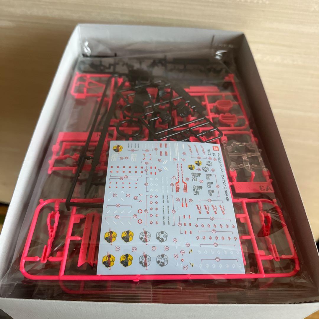 MG 1/100 ガンダムベース限定　ガンダムアストレイ