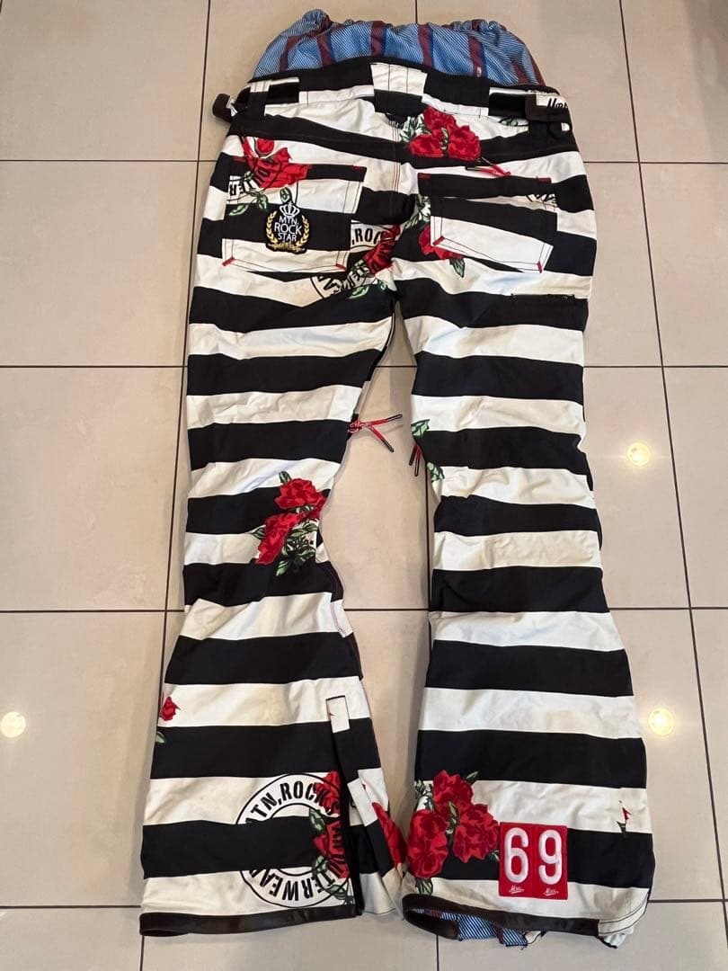 マウンテンロックスター S 上下セット スノーボードウエアー