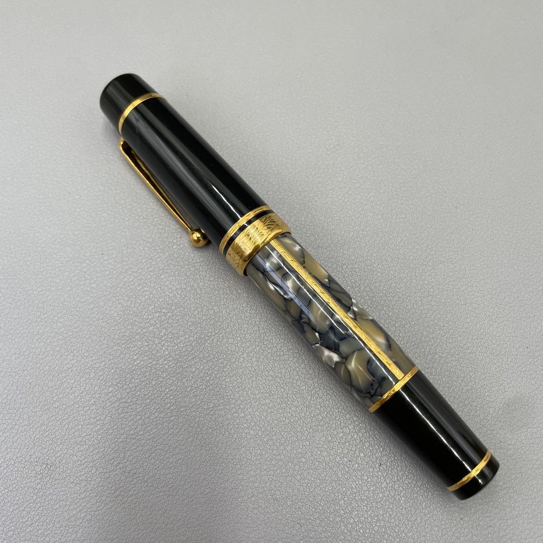 モンブラン　万年筆　作家シリーズ　アレキサンドル・デュマ　サインミス